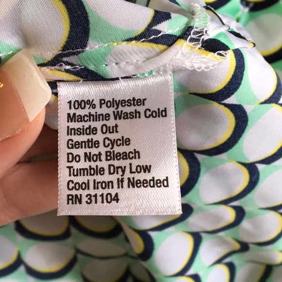 Light/flowy tANk 💚💛💙 - Picture 7 of 7